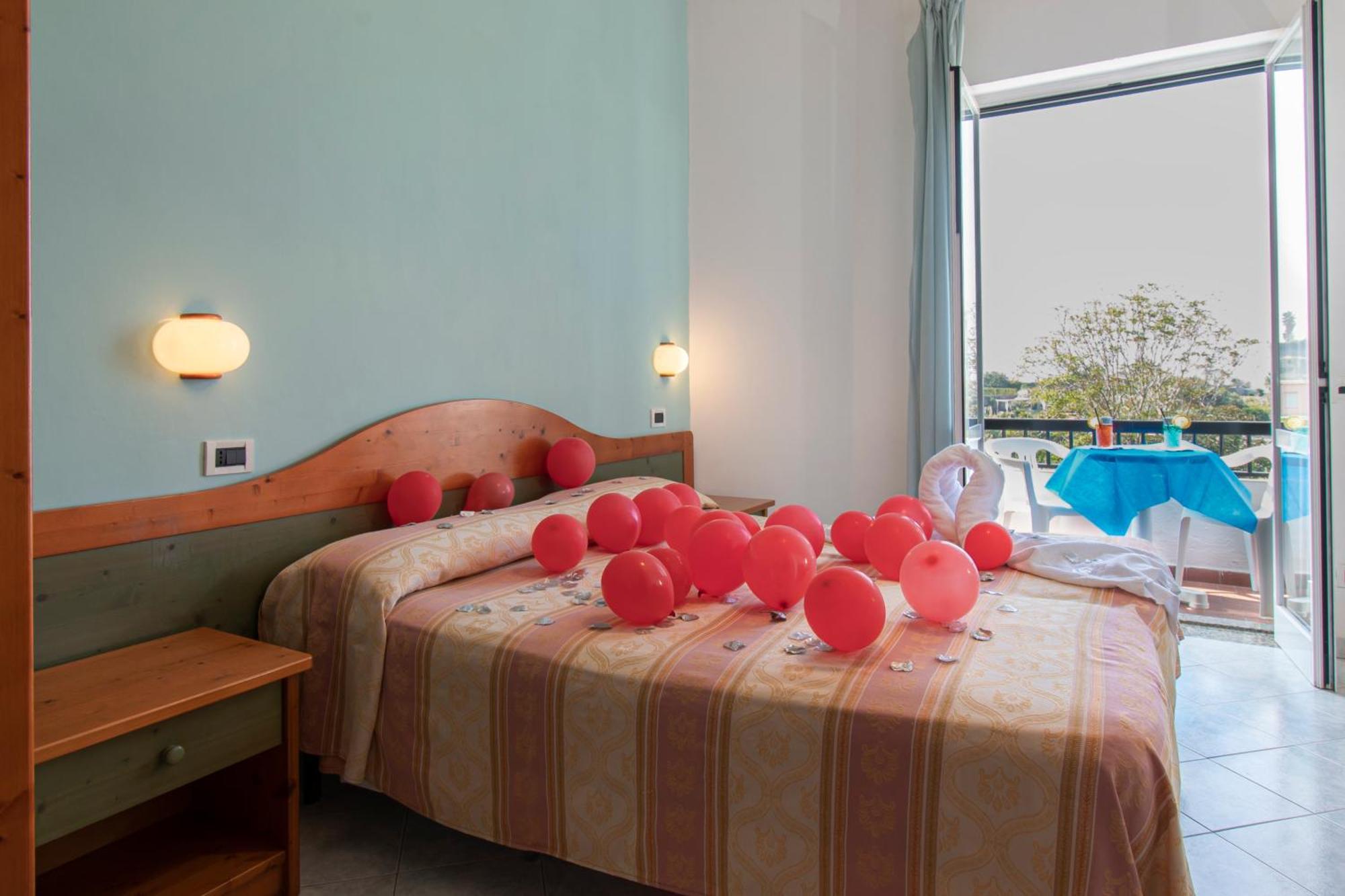 Victoria Park Resort Іскія Екстер'єр фото
