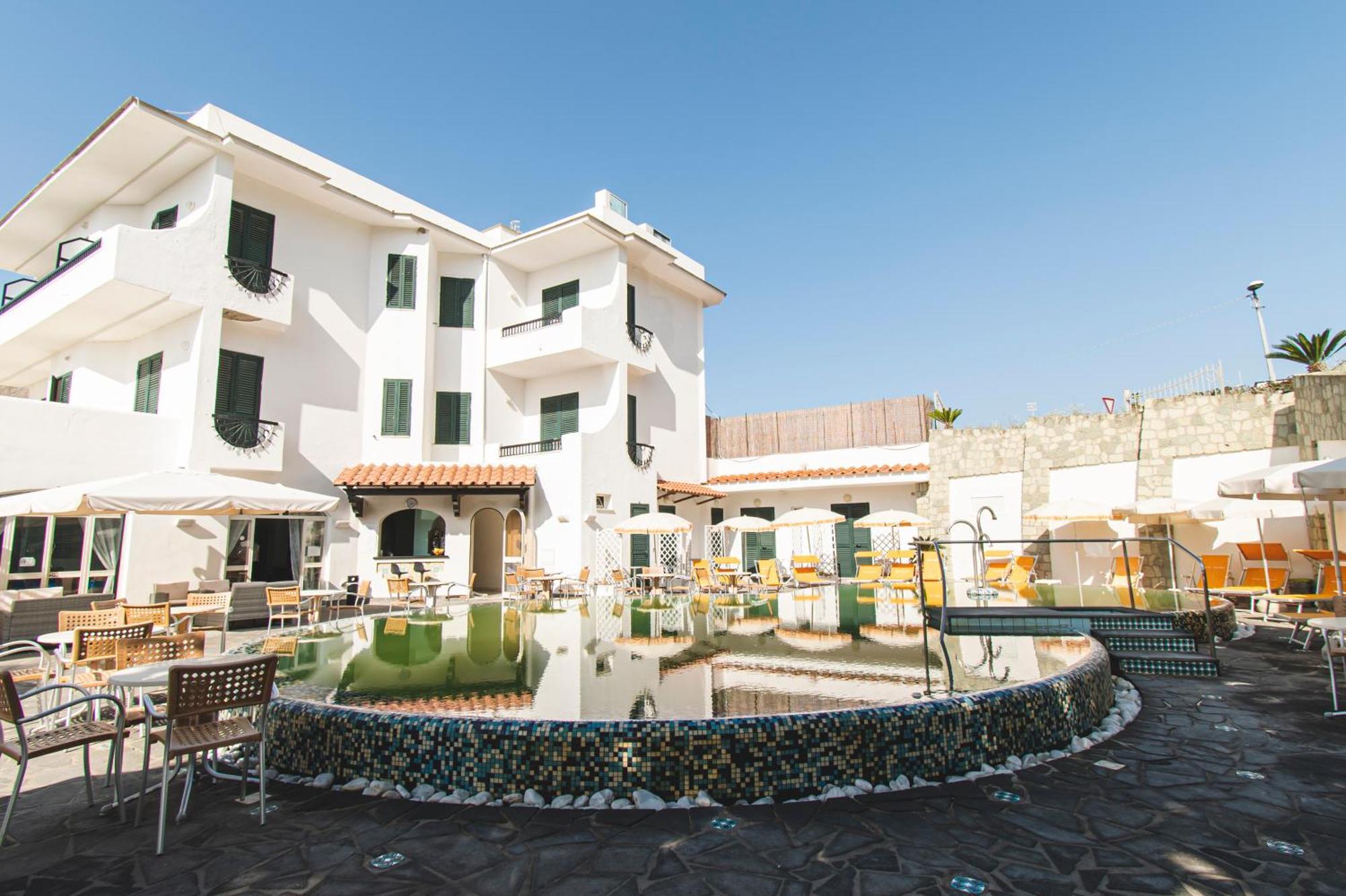 Victoria Park Resort Іскія Екстер'єр фото